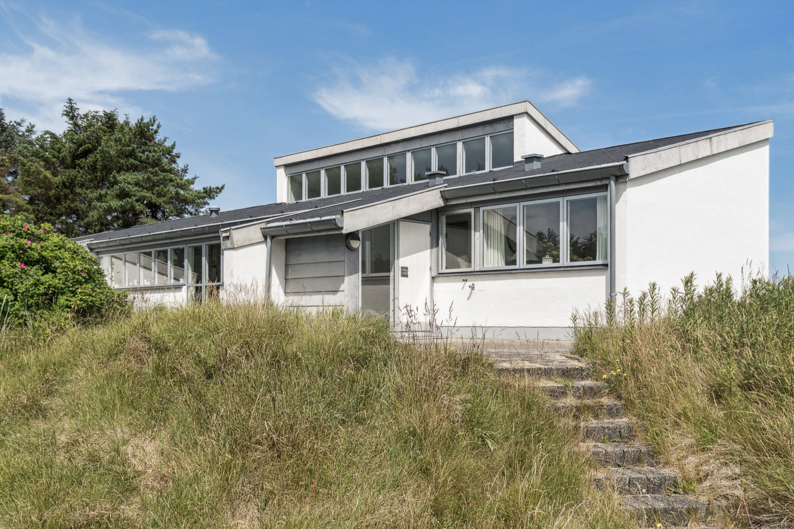 Huset set fra klitterne