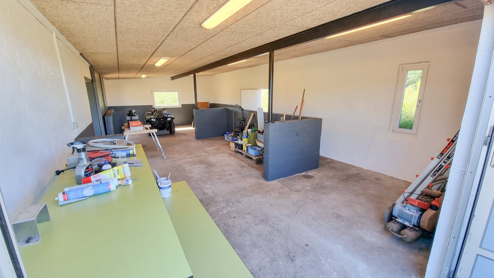 Stald/garage